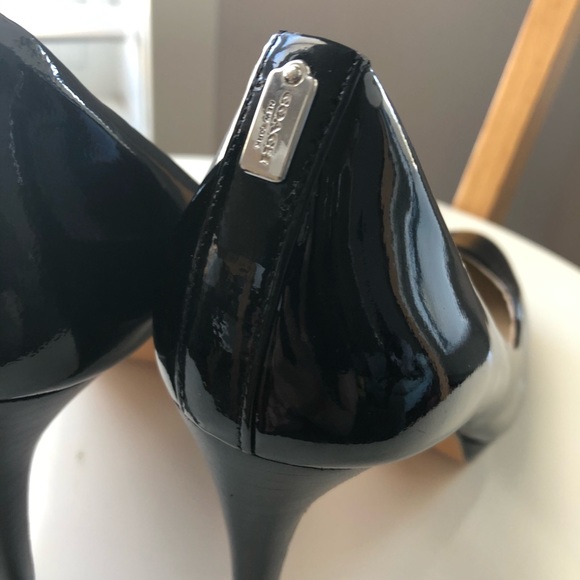 Coach patent leather heels - Picture 2 of 2